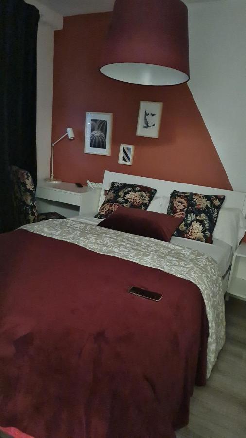 Alojamiento Weier La Cistérniga Dış mekan fotoğraf